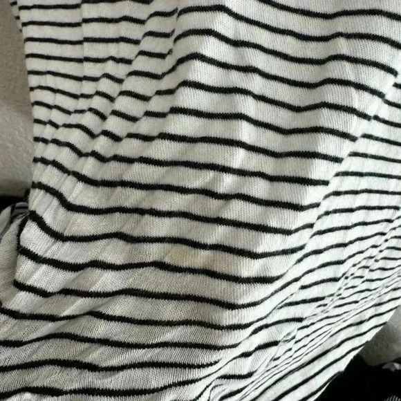 CAbi Skipper Flutter Sleeve Tee - Picture 3 of 6